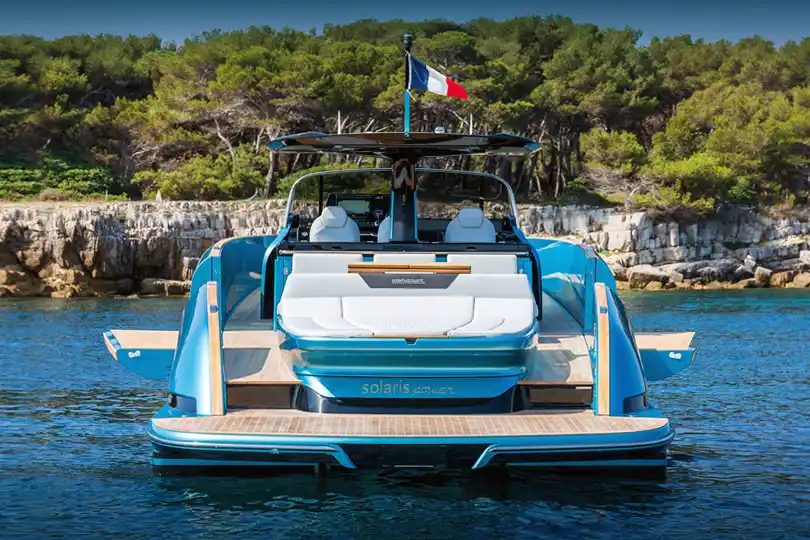 Solaris Power 44: Aesthetics Combined with Functionality Solaris Power 44: Aesthetics Combined with Functionality